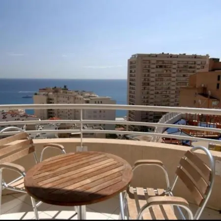 Апартаменты Grimaldi Port Center Босолей